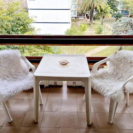 Apartamento A Un Paso De Playa سالو المظهر الخارجي الصورة
